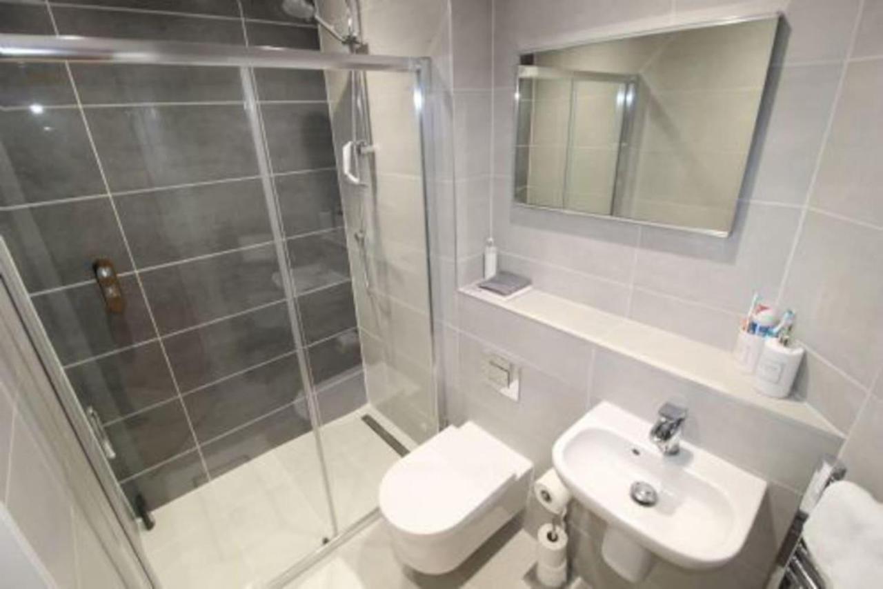 Middle Chine - 2 Bedroom Holiday Home Bournemouth Buitenkant foto